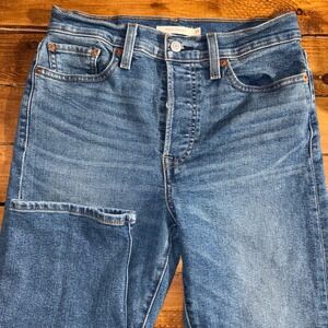 Levi's Wedgie Straight Jeans Women 29x26 Blue High Rise Button Fly Stretch Denim